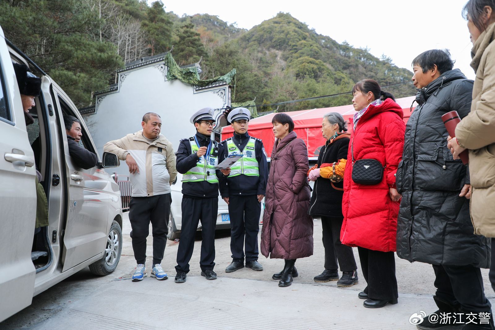 孜许乡交通新动态，道路改造升级与设施完善