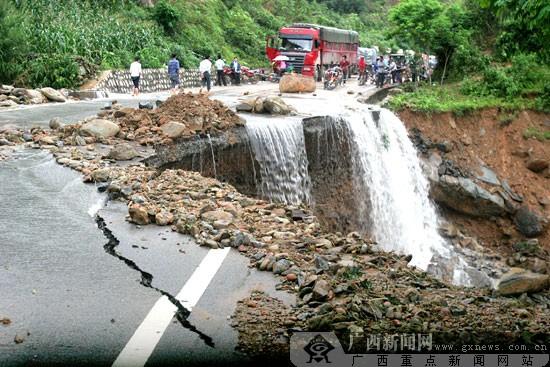 下甲乡最新交通动态报道