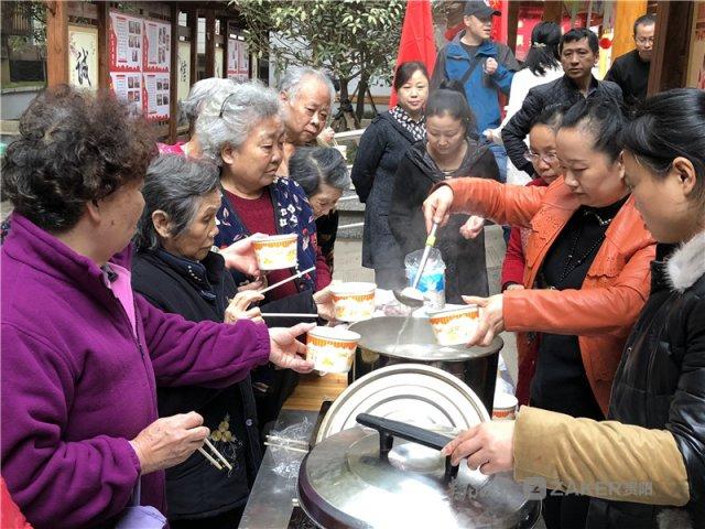 民族新村社区居委会交通新闻更新