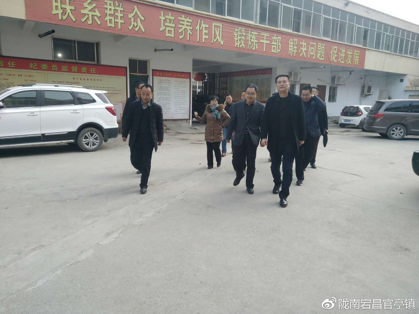 首羡镇领导引领乡村振兴，助力全面发展新篇章