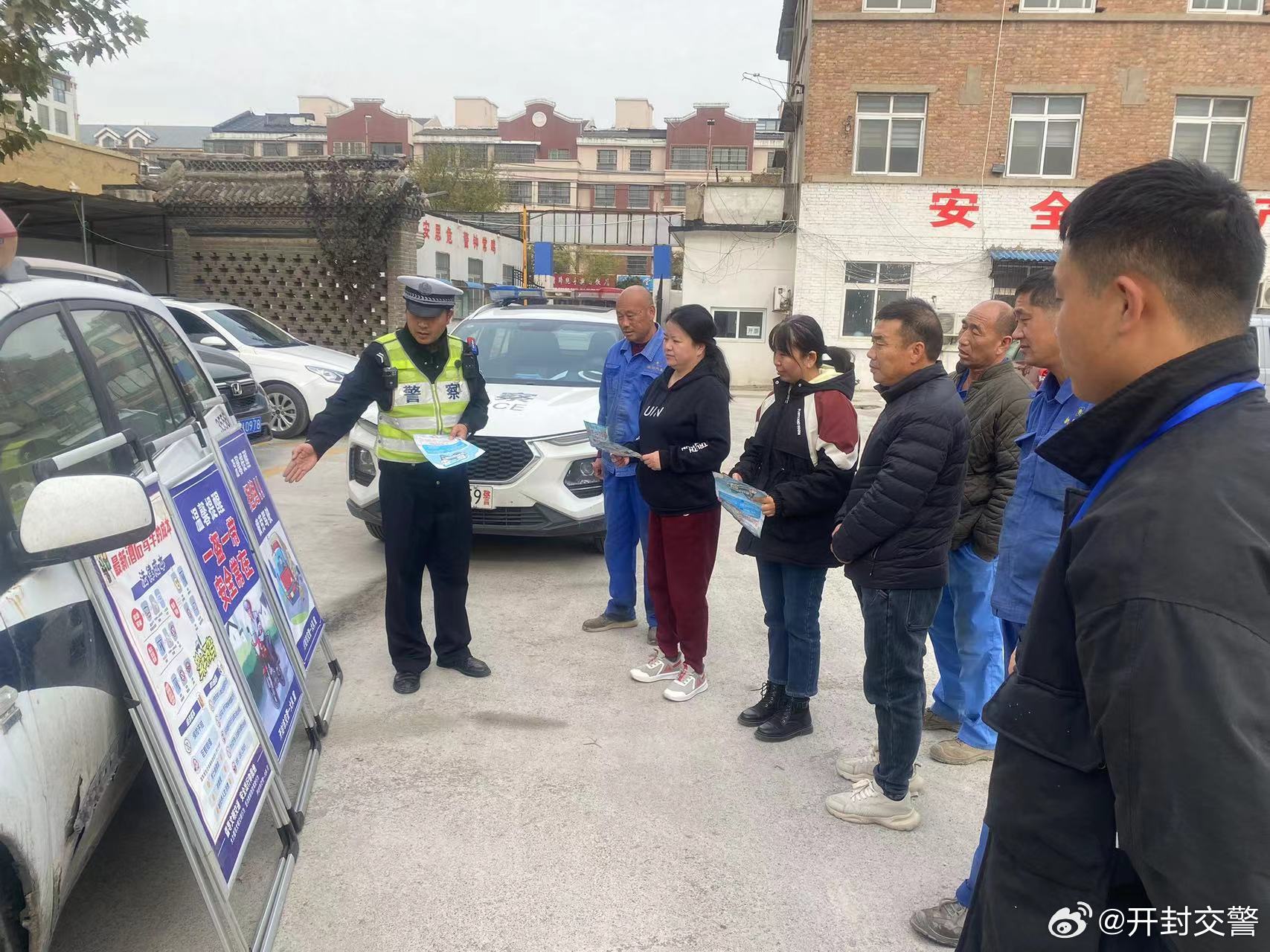 戴圩镇交通升级，现代化交通枢纽打造，道路升级助力便捷出行