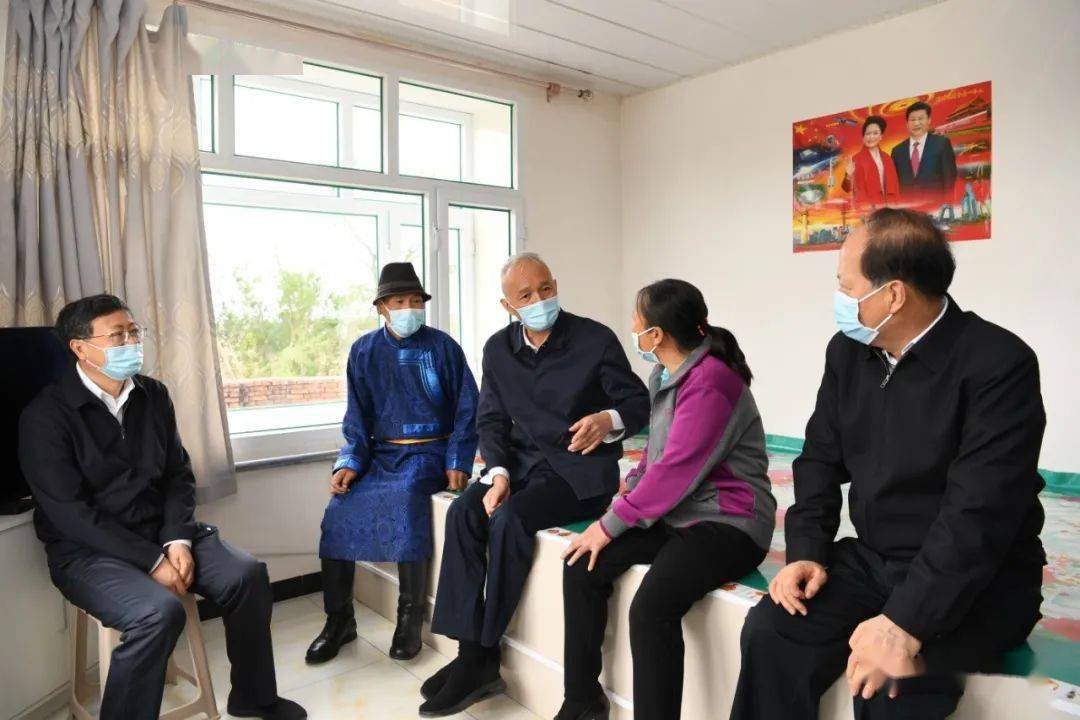 莫力达瓦达斡尔族自治旗发展和改革局领导团队简介